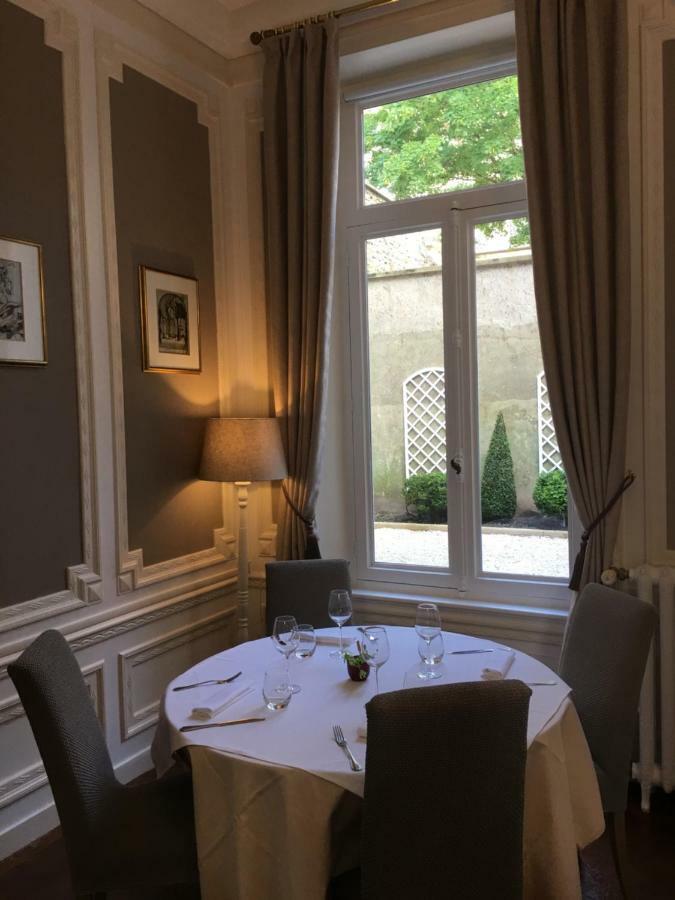 Enclos de l'Evêché Boulogne-sur-Mer Extérieur photo